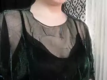 Freechat adeelinee on Chaturbate