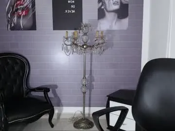 Freechat aleesha_cameron02 on Chaturbate