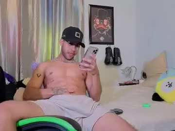 alejandrojf_00 — cum show [1000 tokens left] #bigcock #slave #feet #domination #muscle