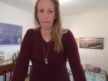 alice8363 — Goal 1700 tks pour ticket show pour ceux qui ont tip ;) #french #couple #bigcock #mature