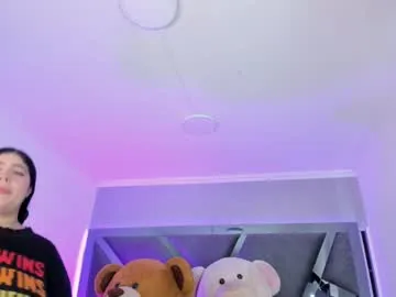 Freechat amberinihoffman on Chaturbate