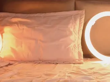 Freechat angelinepossy on Chaturbate