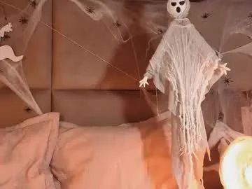 Freechat angelinepossy on Chaturbate