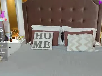 Group annasimonsj on Chaturbate