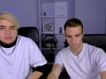 astren_villo — GOAL: take off shirt [145 tokens remaining] Welcome to my room! #muscle #young #abs #slave #sexy