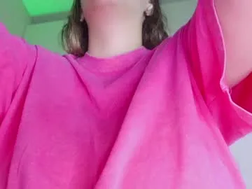 aveksmr —  #tease #lovense #bigboobs #bigass [Tip in descending order from 100 to 0. Next tip needed: 100]