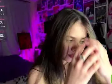 Freechat bestie_me on Chaturbate