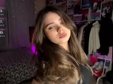 Freechat bestie_me on Chaturbate