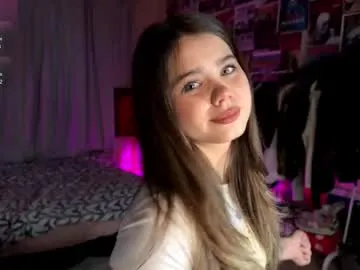 Freechat bestie_me on Chaturbate