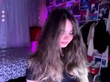 Freechat bestie_me on Chaturbate