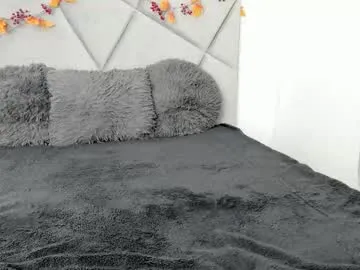 Freechat blueeyeslexxxy on Chaturbate