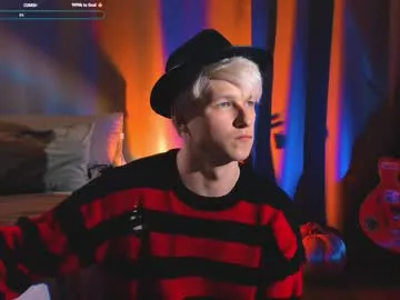 brestonsweet — Welcome to my paradise.  || Type /menu to see list of prizes! - Goal: CUMSHOW [960 tokens left] #bigcock #twink #blonde #muscle #new