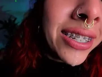 Freechat bri_von_dhara_ on Chaturbate