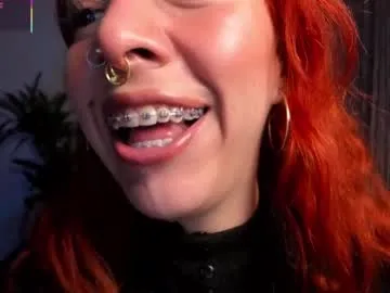 Freechat bri_von_dhara_ on Chaturbate