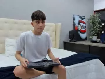 Private bruce_hans on Chaturbate