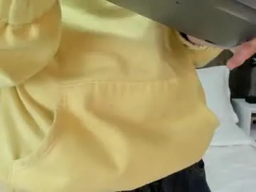 Private bruce_hans on Chaturbate