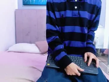 Private bruce_hans on Chaturbate