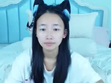 bulandell — GOAL: Take off a shirt [470 tokens remaining] Welcome to my room! #hairy #18 #young A very shy one #Asian  girl  #new