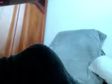 Freechat cat_salo on Chaturbate