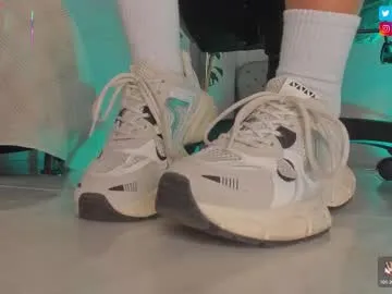 Freechat charlotte__grey on Chaturbate