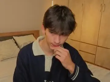 Freechat chem1ko on Chaturbate