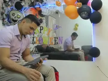 Freechat choreythaiylor on Chaturbate