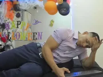 Freechat choreythaiylor on Chaturbate