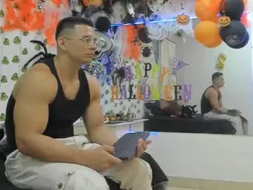 Freechat choreythaiylor on Chaturbate