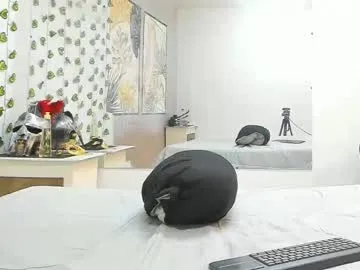 Freechat choreythaiylor on Chaturbate