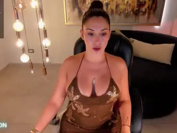 danniesmithx — GOAL: You're so fuckin hot! [913 tokens remaining]  I want to touch your cock and make you cum  #bigboobs #latina #stockings #squirt #bigass