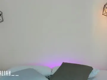 Private dasha_b on Chaturbate