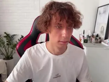 Freechat denobluora on Chaturbate