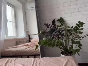 Freechat denobluora on Chaturbate