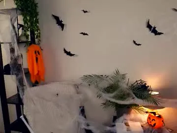 dierafauxa — GOAL: one hundred and one kisses [22 tokens remaining] I'm Elwyna, NTMU!  #shy #nonude #18 #cute #petite