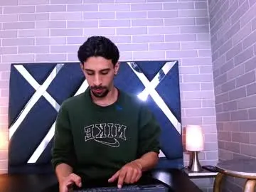 dominic_blade — a new guy with playing wich ur hard cock inside!, see my cum! #new #young #bigdick #latin #smile [217 tokens remaining]