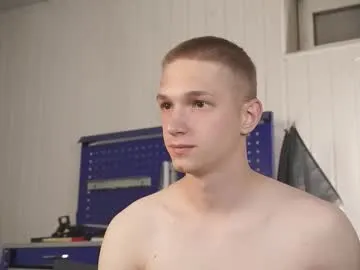 Freechat dustyn_fox on Chaturbate