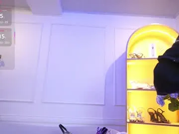 Freechat elasummeer on Chaturbate