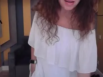 ellalongs — show underwear [45 tokens remaining]