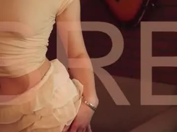 elliecutes — GOAL: sexy dance [253 tokens remaining] Once you see me once, you'll never want to wake up and go to bed without me again #nonude #cute #joi #femdom #mistress