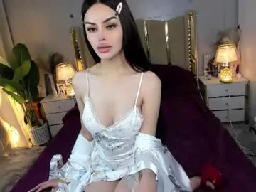 Freechat elyshunter on Chaturbate