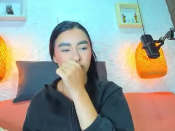 Freechat emiily_s on Chaturbate