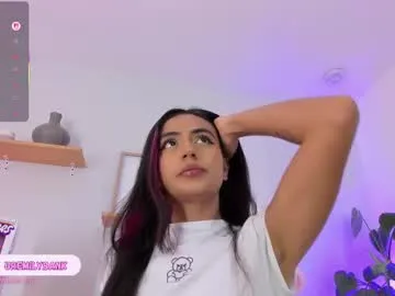 Freechat emilyy_bank on Chaturbate