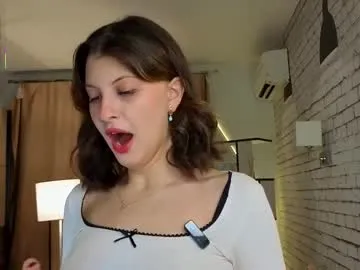 Freechat ethalhatchell on Chaturbate