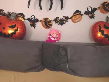 evarey_ — #lush #hairypussy #redhair #pvt #natural  Glad to see everyone here in my room, guys!  ( lick hand) [19 tokens remaining]