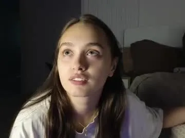 Freechat evi_woow on Chaturbate