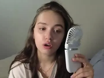 Freechat evi_woow on Chaturbate