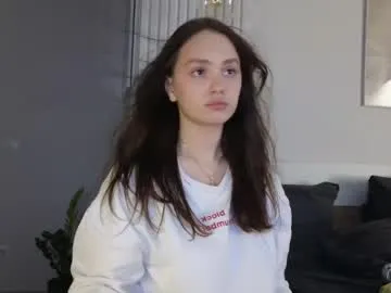 Freechat evi_woow on Chaturbate