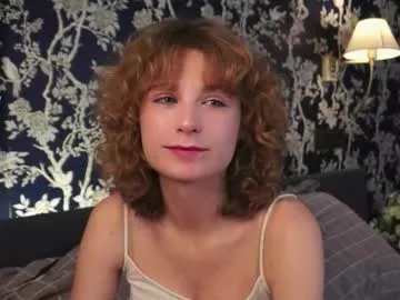 fannyedger — Goal: Like if you like my dancing>< #18 #natural #lovense #Shy #skinny [0 tokens remaining]