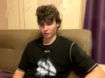 Freechat faustfrost on Chaturbate