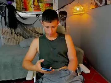 garuo_18 — GOAL: show big cum [144 tokens remaining] Welcome to my room! New babyboy in town! #latino #18 #cum #muscle #bigcock